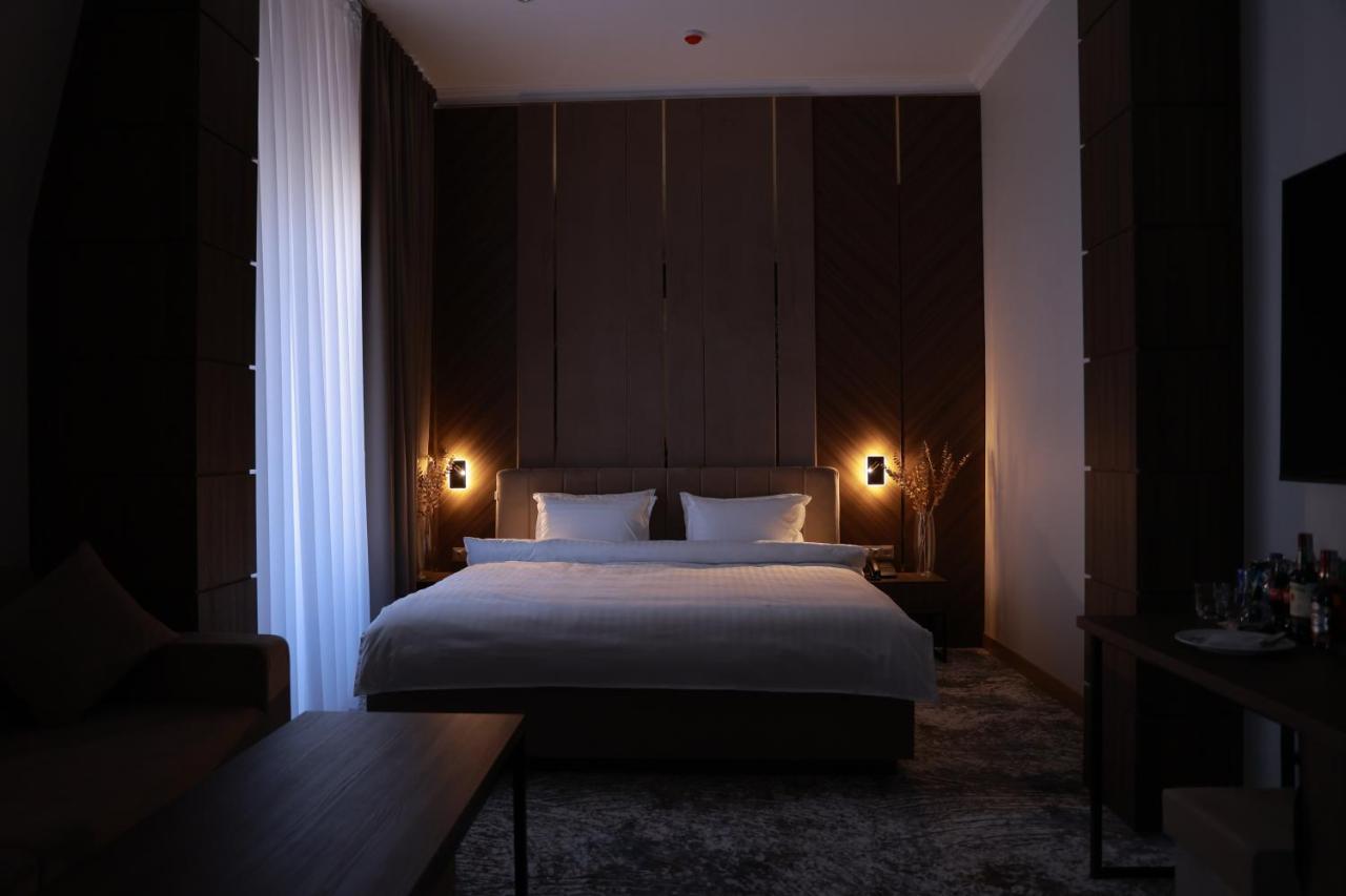 Damir Hotel Nukus Bagian luar foto